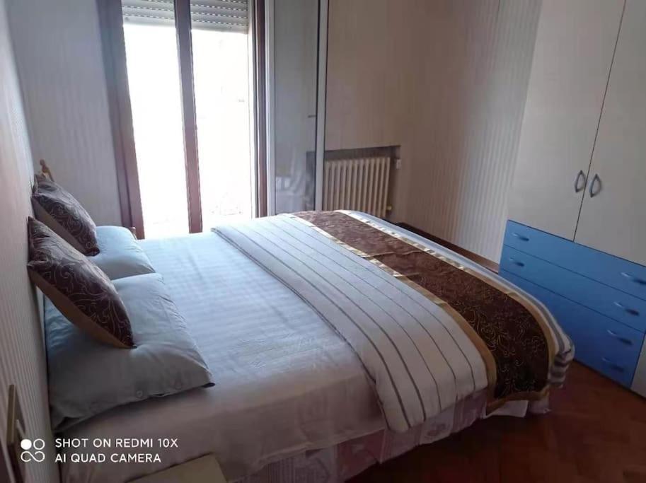 Cozy With Queen Bed 温馨双人大房间 Apartment *